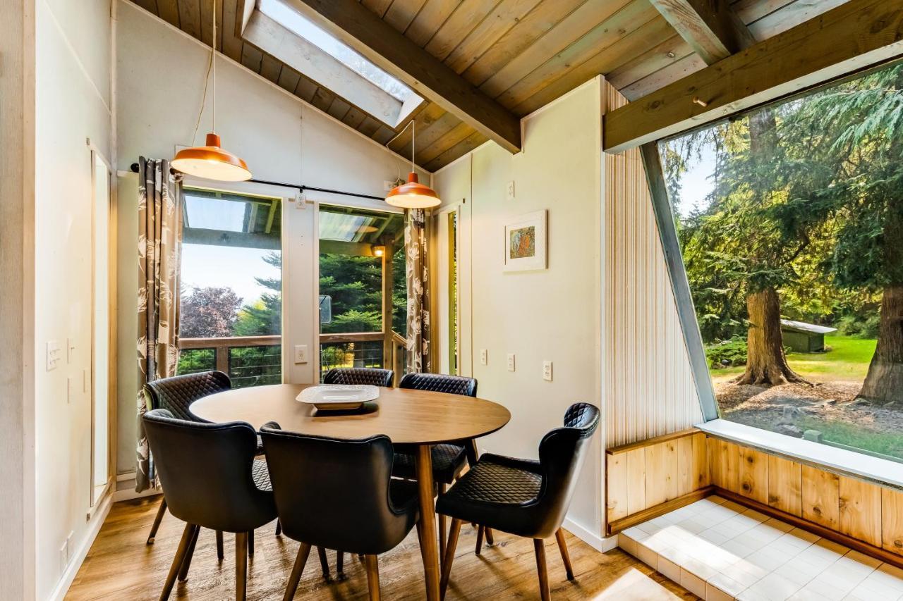 Tall Cedars Cabin By The Water Eastsound Exteriör bild