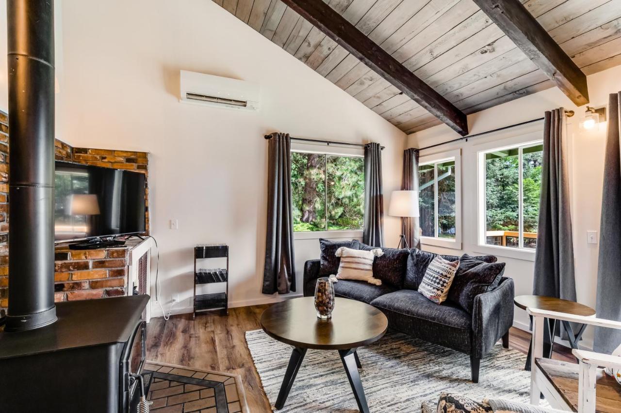 Tall Cedars Cabin By The Water Eastsound Exteriör bild