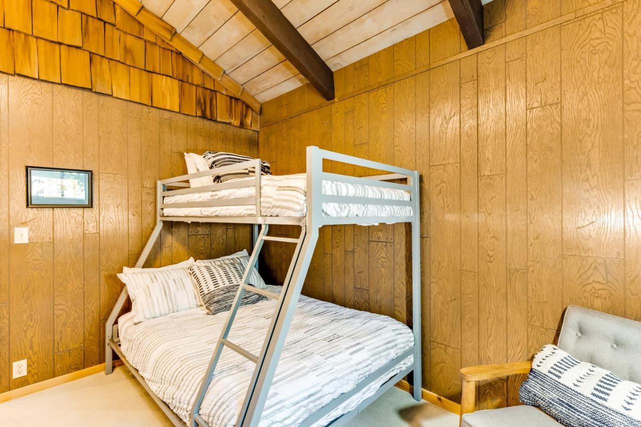 Tall Cedars Cabin By The Water Eastsound Exteriör bild